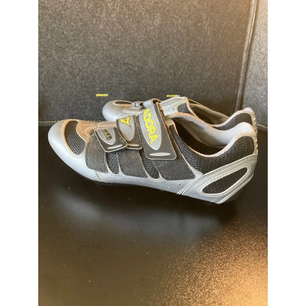 Diadora cycling shoes